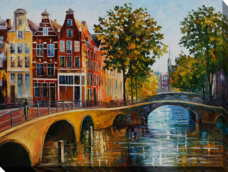 THE GATEWAY TO AMSTERDAM
